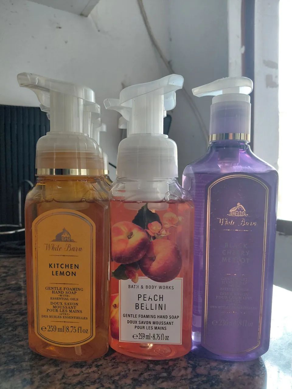 sabonete em espuma suave para as mãos Kitchen Lemon Bath & Body Works