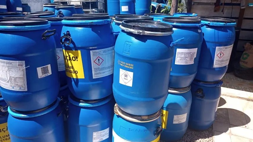 Bombonas de 60 litros com tampa de lacre !