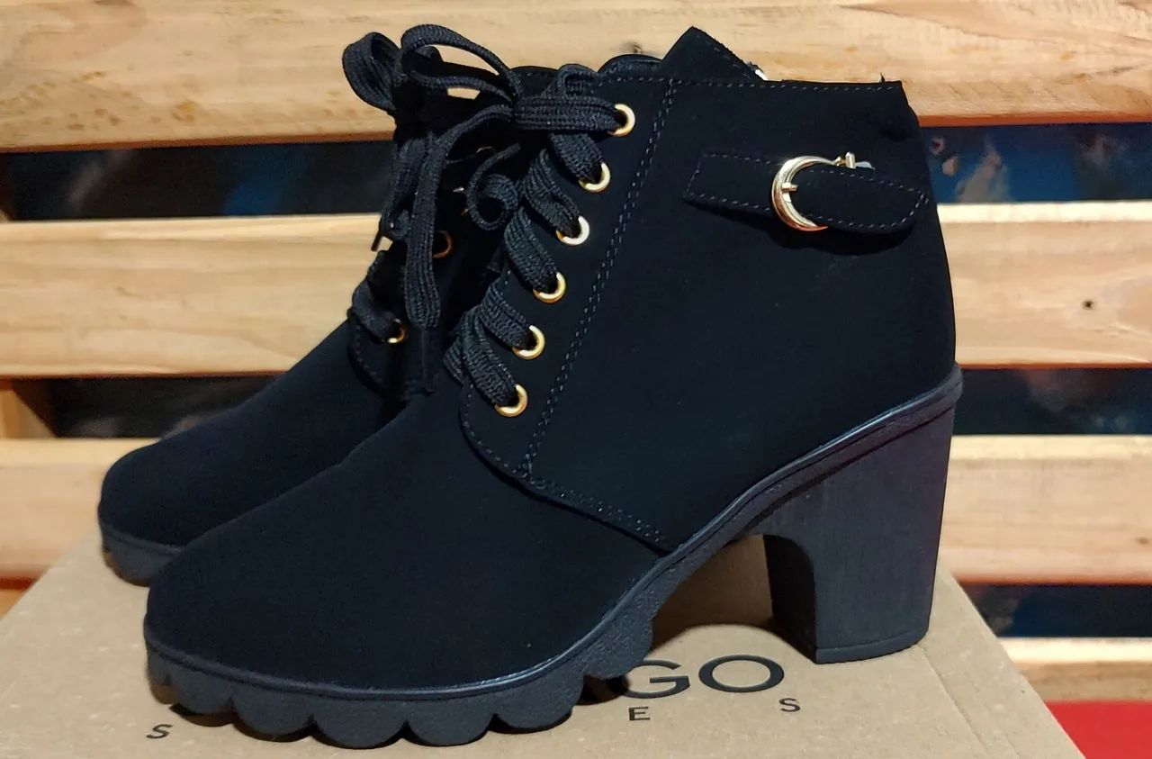 Bota Feminina Preta estilo camurça NOVA. - Foto 2