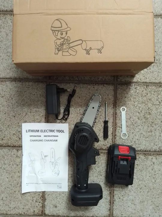 Mini Motosserra Bateria Recarregável  - Foto 2