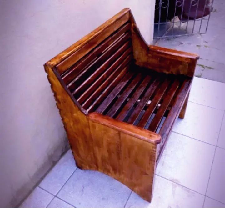 New Rustic Wooden Garden Bench!!