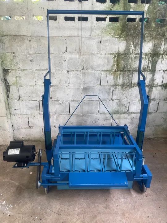 Máquina de Bloco Poedeira