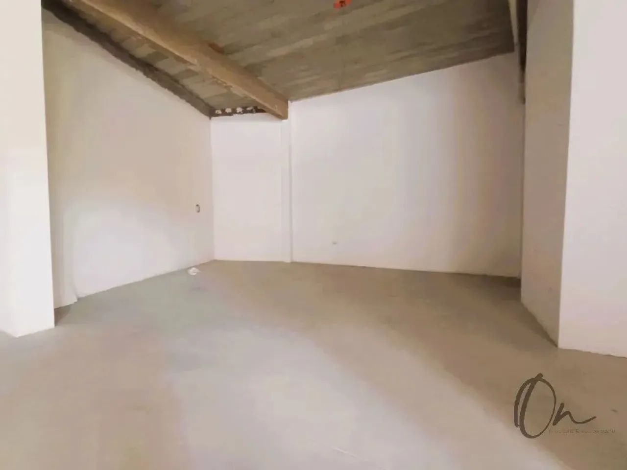 Galpão Comercial de Alto Padrão na Granja Viana: 3 banheiros, 10 vagas de garagem e 750m²  - Foto 9