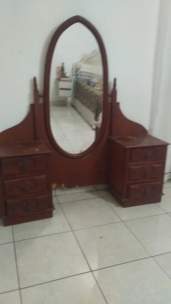 cama, comoda e espelho madeira pura - Foto 3