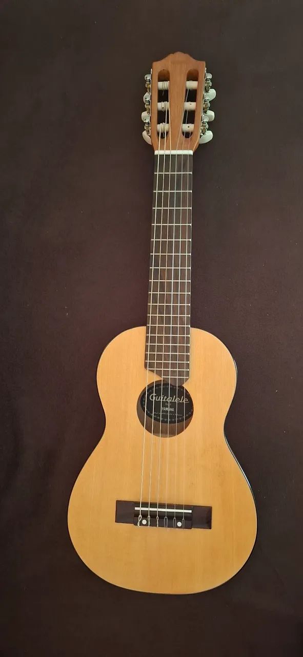 Guitalele Yamaha GL-1