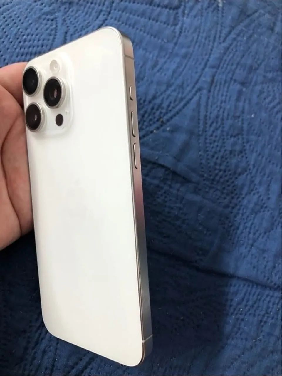 Iphone 15 pro max|256gb|Titanium Branco - Celulares e Smartphones