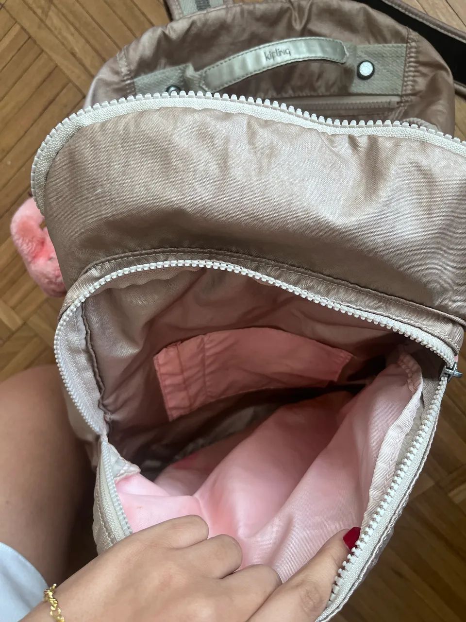 Mochila da kipling de costas em ótimo estado  - Foto 3