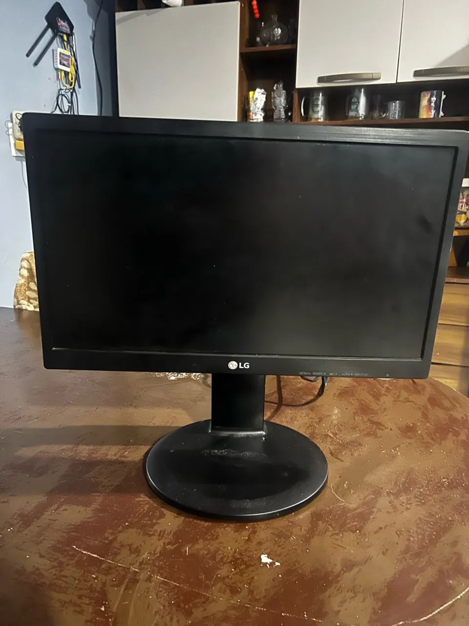 Monitor LG 19,5 