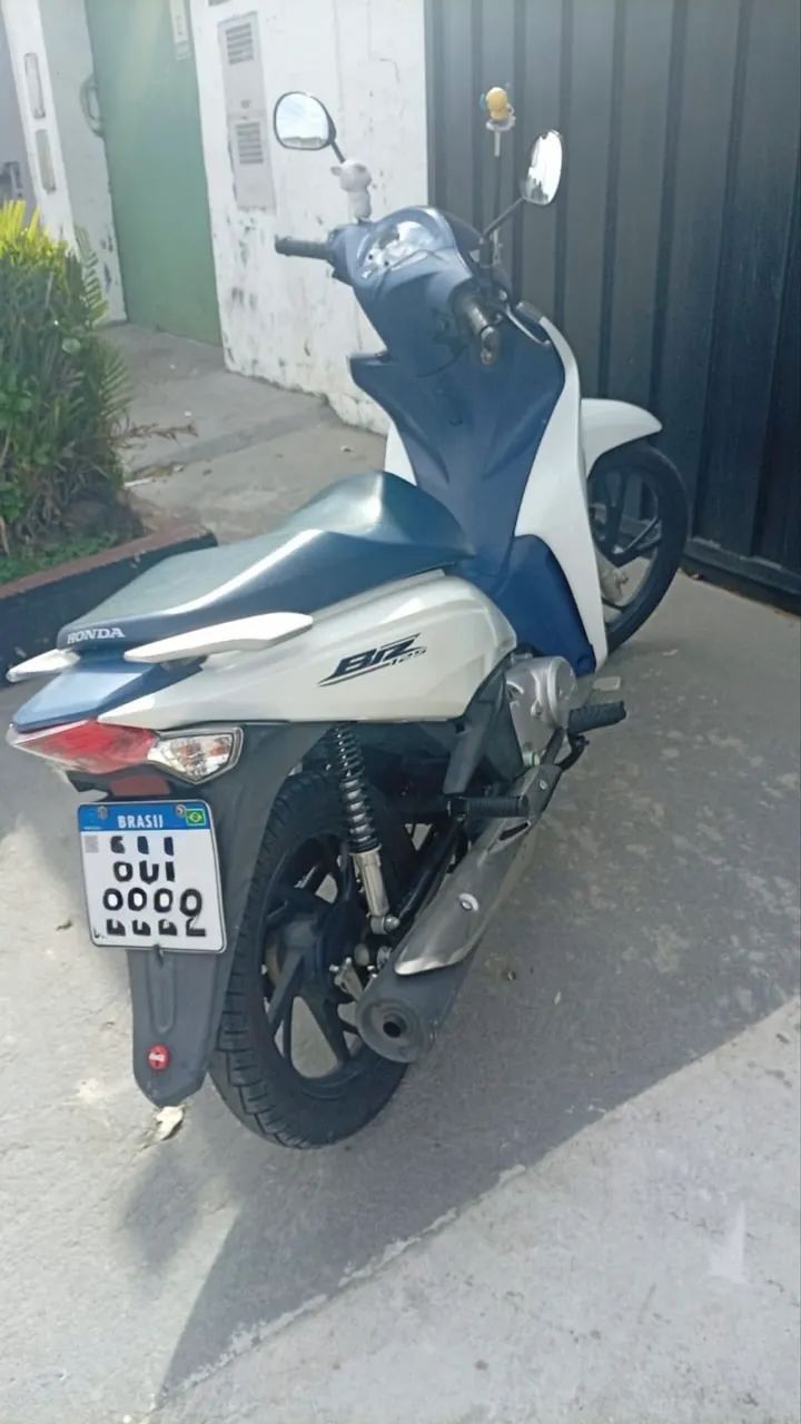 Biz 125 completa com baixíssimo km. 