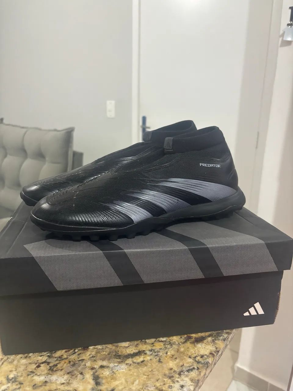 Chuteira Adidas Predator 24 Sem Cadarço Nº 41