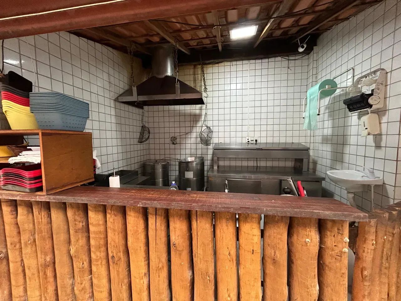 OPORTUNIDADE! Vila Comercial com 6 Box, 665M² - Ribeira - Foto 4