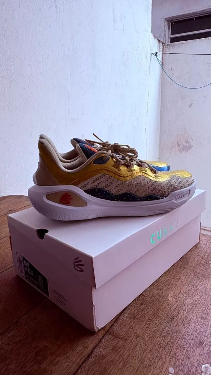 UNDER ARMOUR CURRY 11  - Foto 3