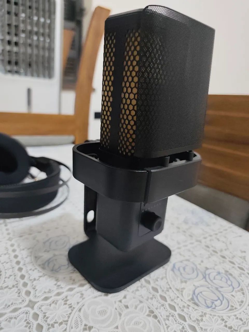 VENDO MICROFONE GAMER VIRWIR M6 - Foto 4