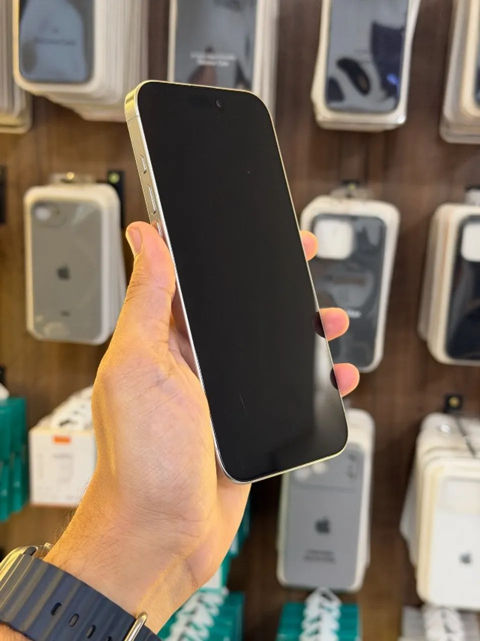 iPhone 16 pro max 256gb branco seminovo  - Foto 4