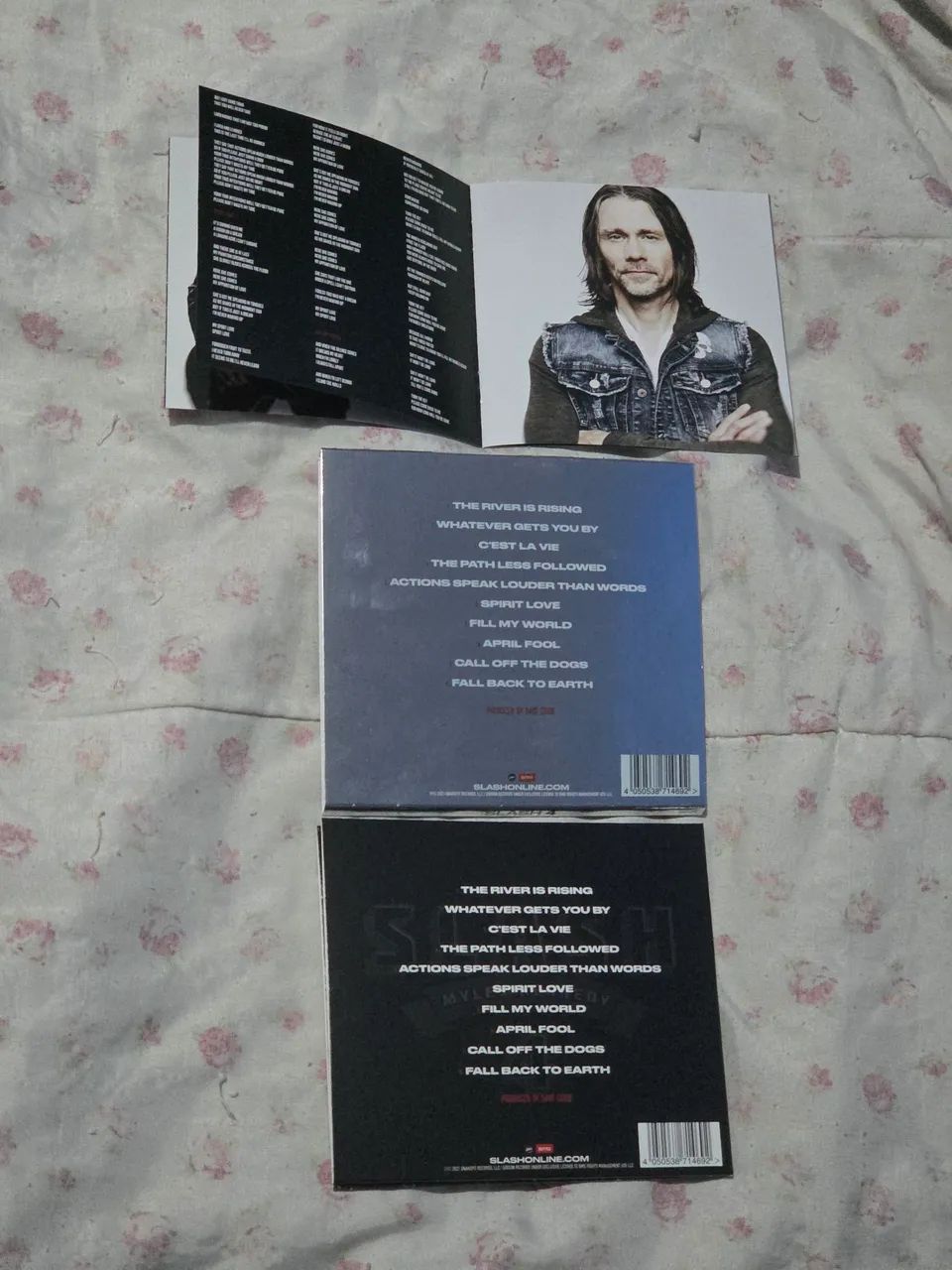 CD Slash Featuring Myles Kennedy and The Conspirators - 4 - Foto 3