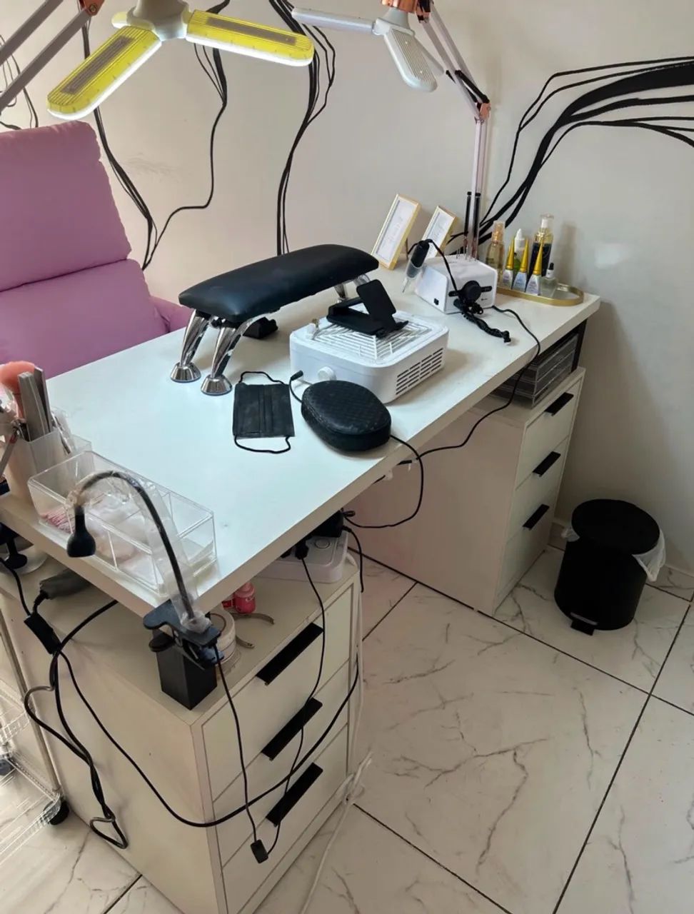 Mesa manicure ou escritório 