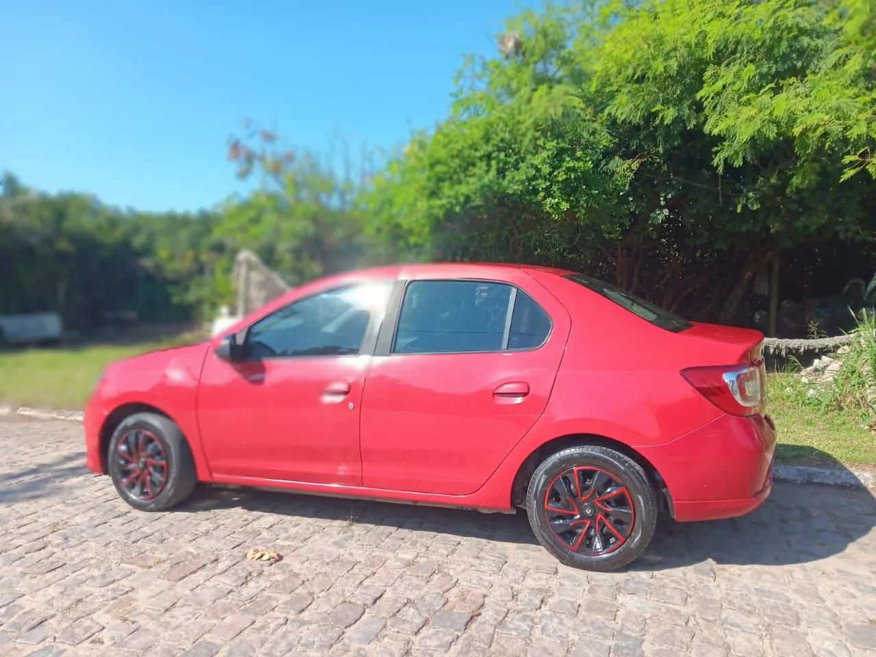 Renault Logan 2018