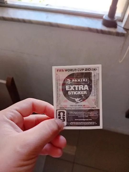 Vendo legend Gold do jogador pulisit do estados Unidos por R$310com dez figurinhas  - Foto 2