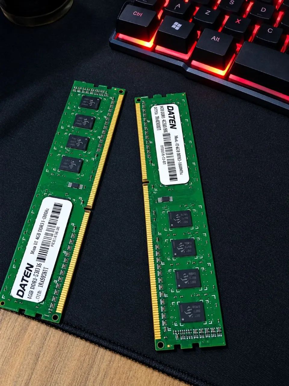 Memória ram ddr3 / 2 pente de 4gb - 1600Mhz