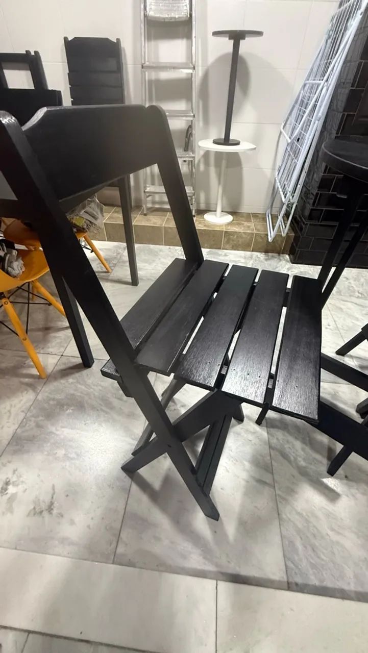 Dois Conjuntos de mesa e cadeira bistrô  - Foto 2