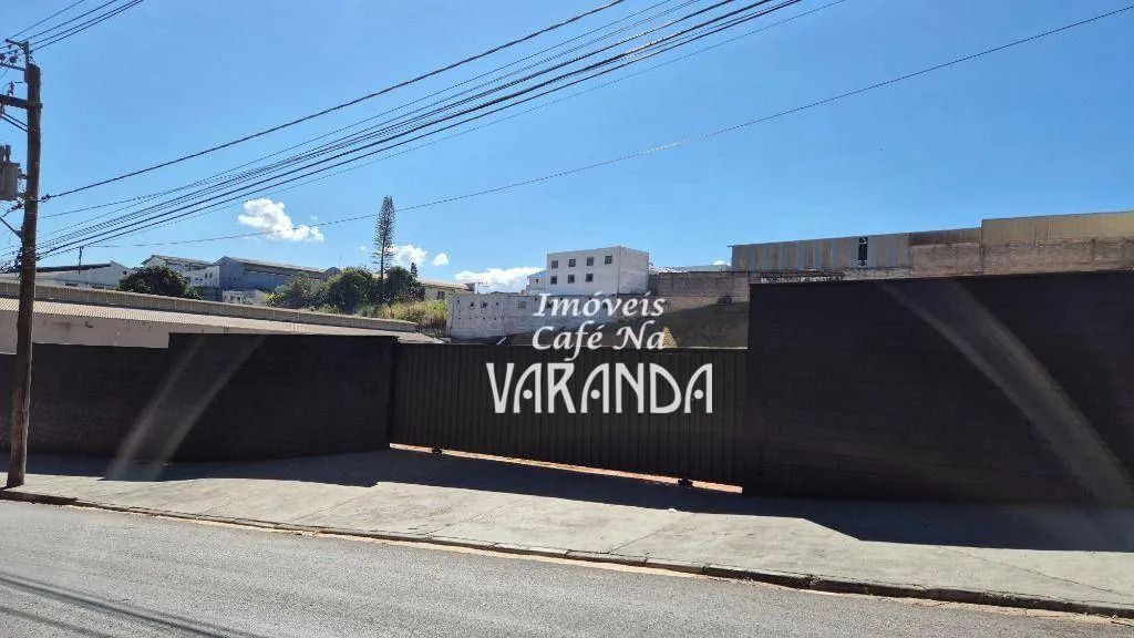 COM TERRA PLENAGEM...COM MURO DE ARRIMO...! - Foto 3