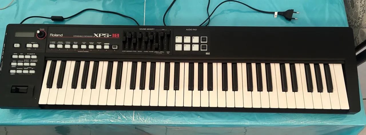 Teclado XPS 10 da Roland