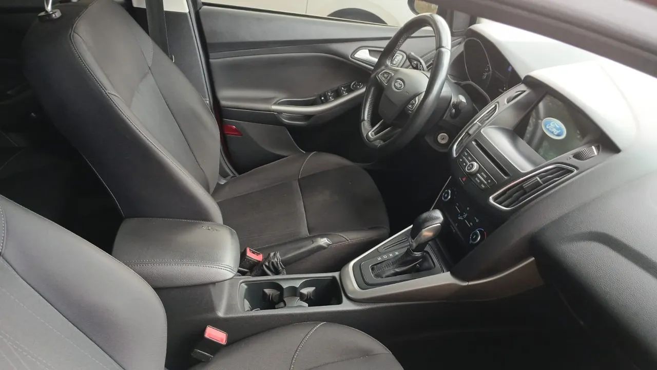 Ford Focus Fastback Se/se Plus 2.0 Flex Aut. 2018 - Foto 2