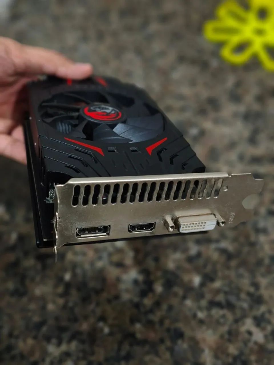 Placa de vídeo RX550 semi nova - Foto 4