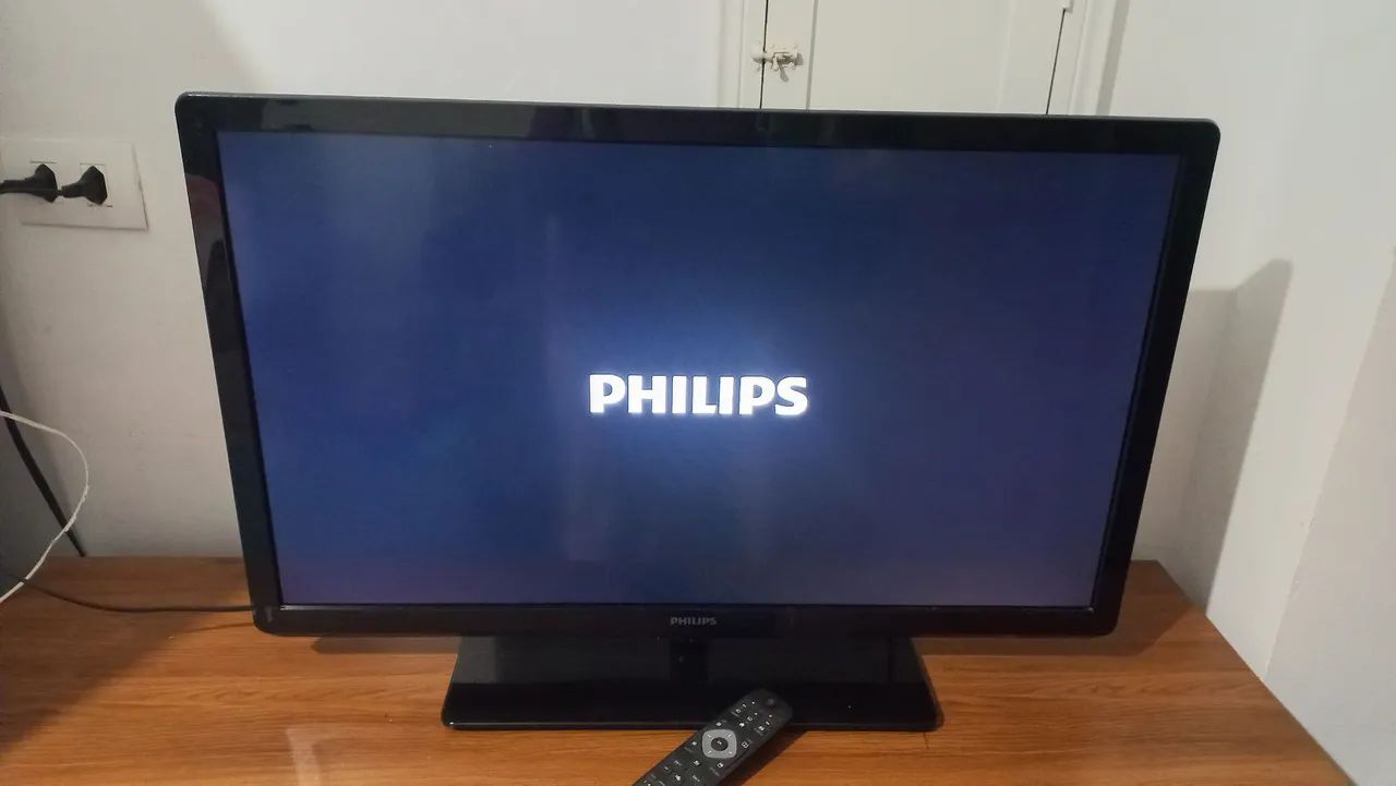 TV PHILIPS 32 POLEGADAS