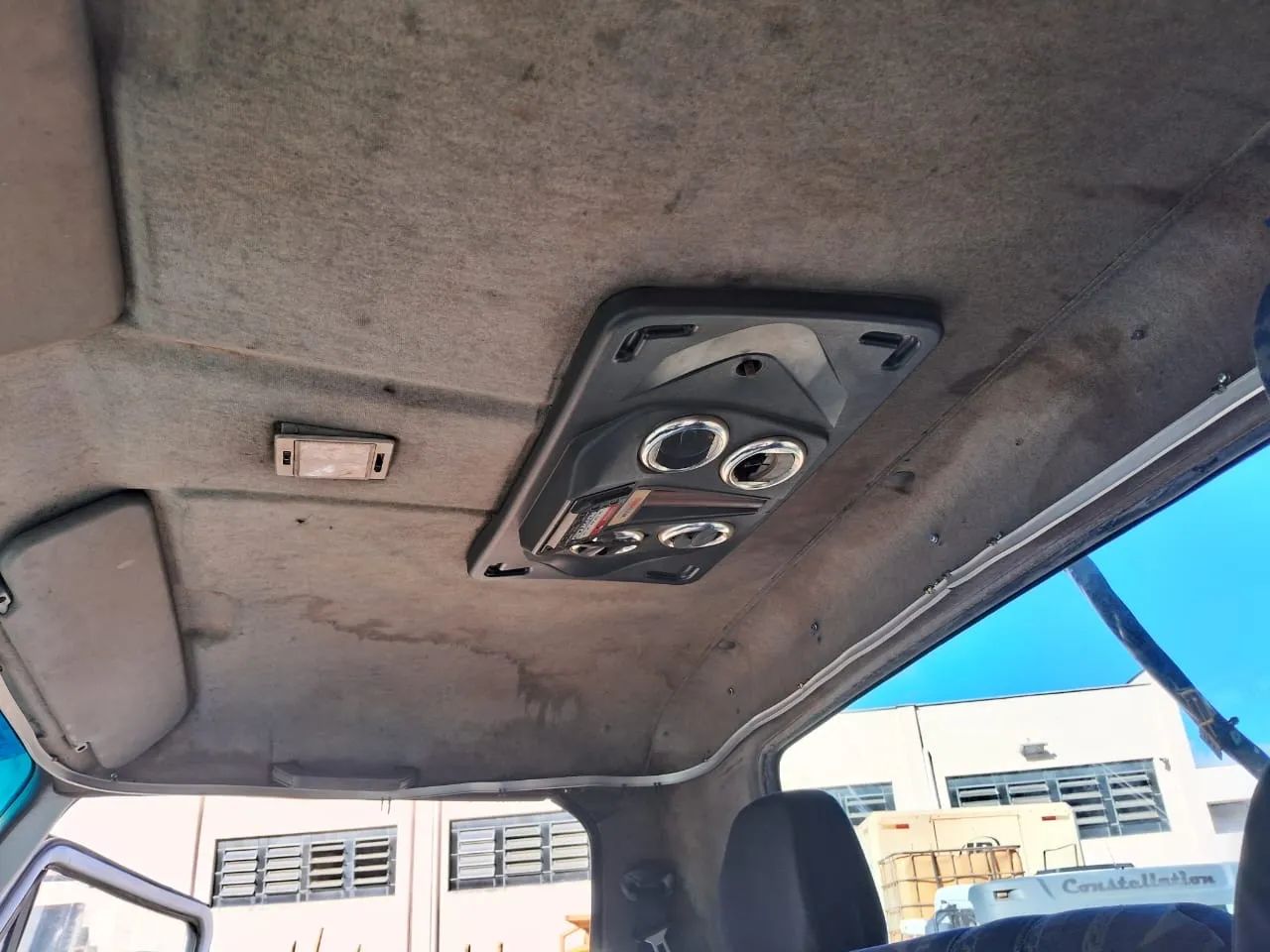 VW 8.150 - Foto 4