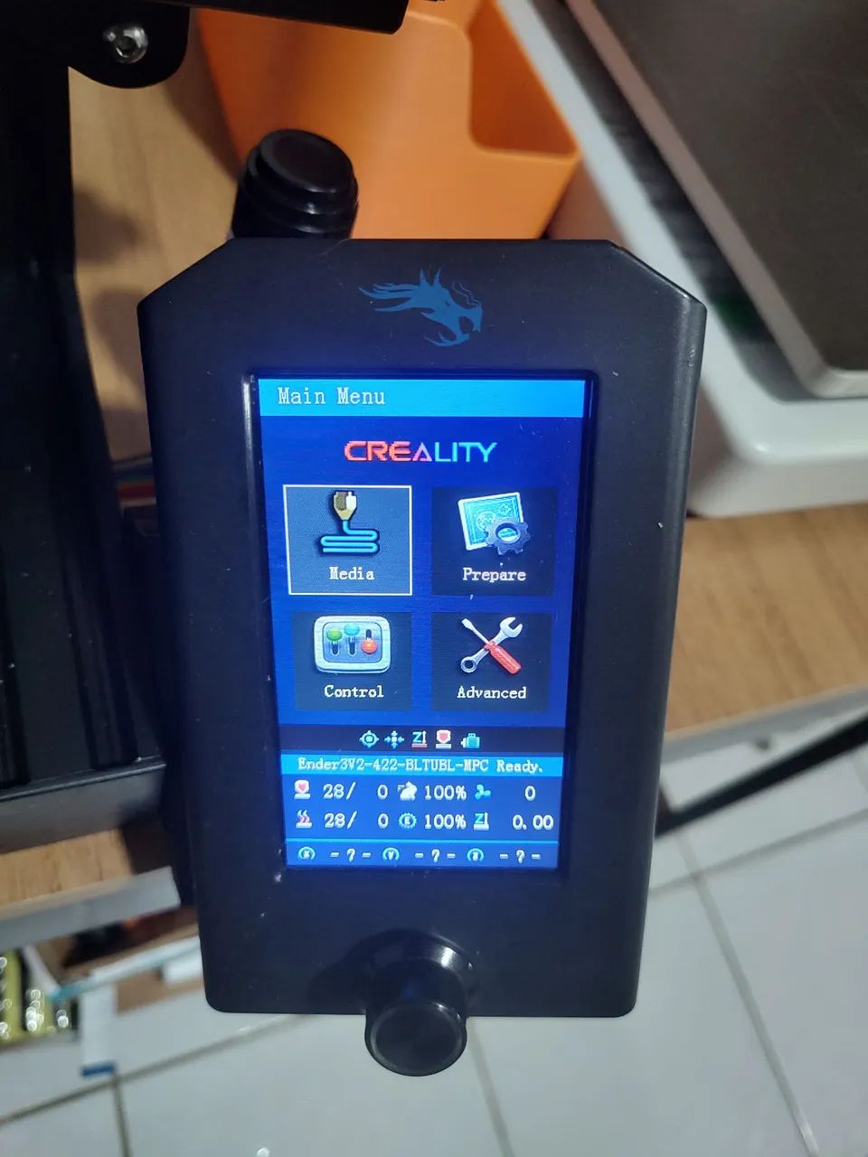 Vendo impressora 3D Creality Ender 3 V2 com Direct Drive - Foto 2