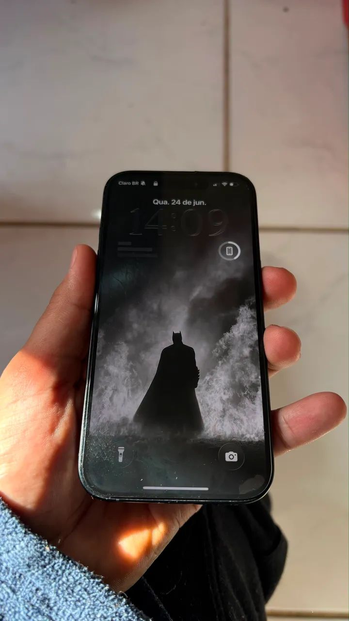 iPhone 16