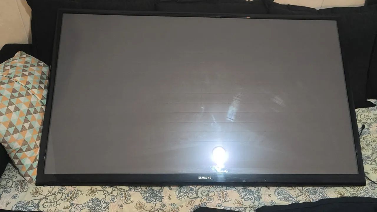 Vende-se Televisão Samsung Plasma 51 Polegadas 