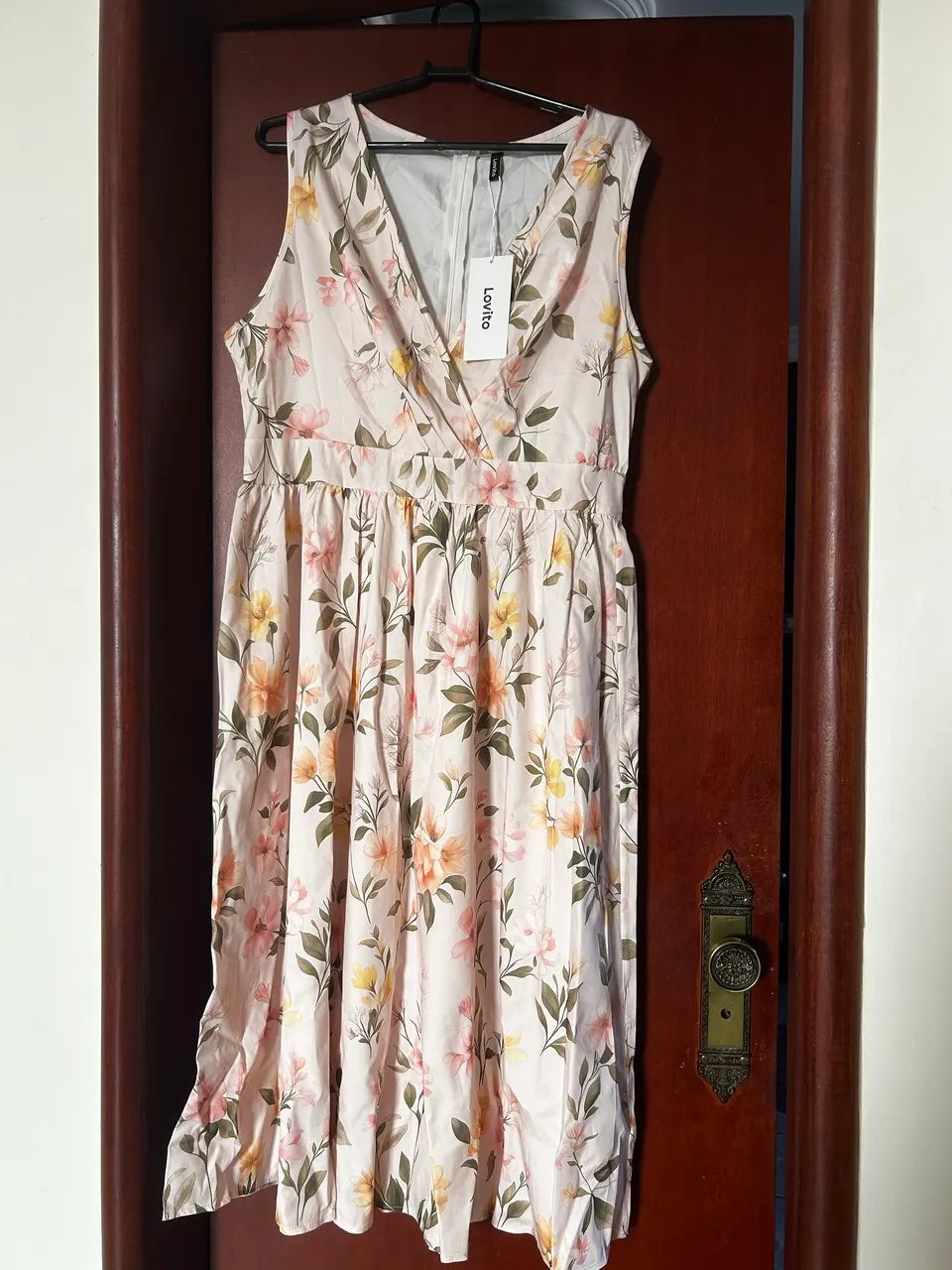 Vestido lindo! Com estampa bem suave.  - Foto 3