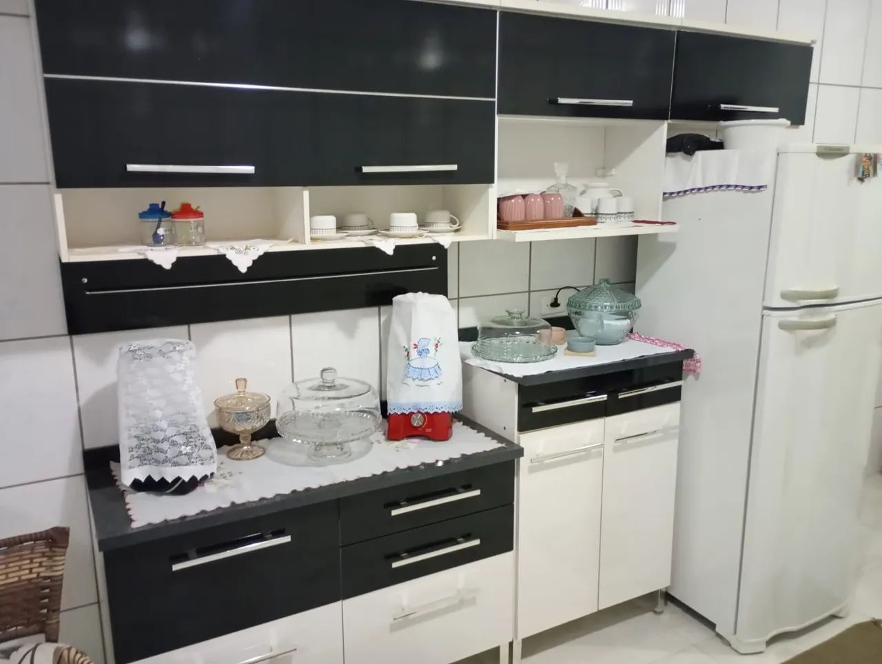 Armário de cozinha completo 