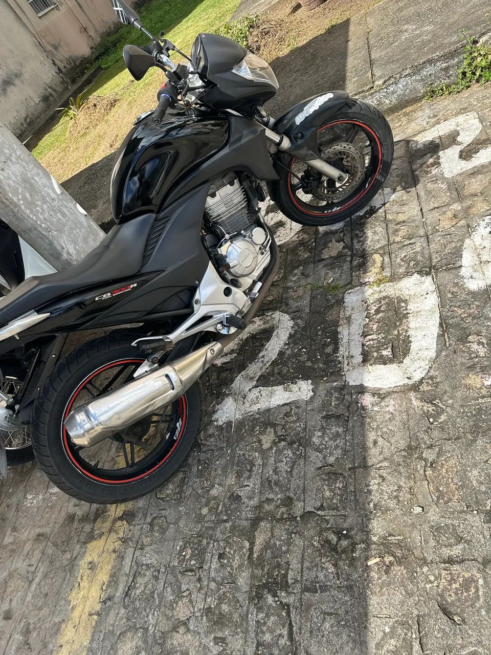 Cb 300 moto  - Foto 3