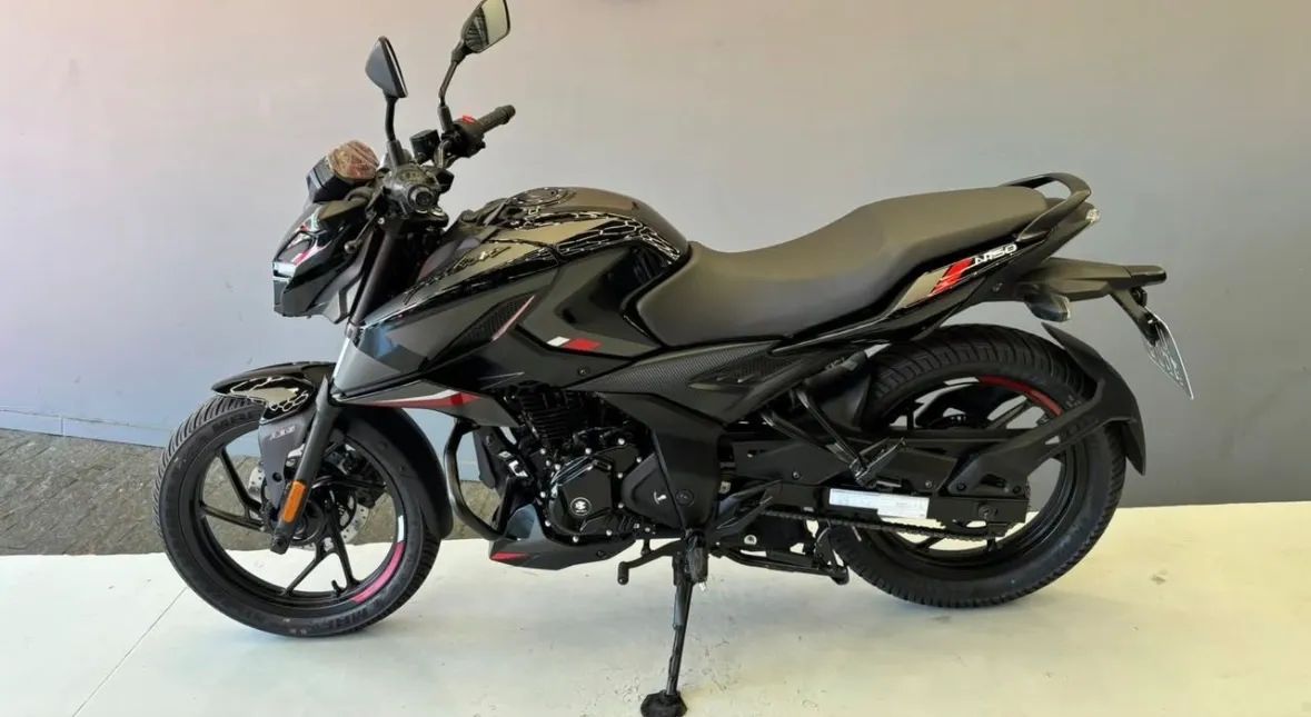 Pulsar N150  - Foto 3