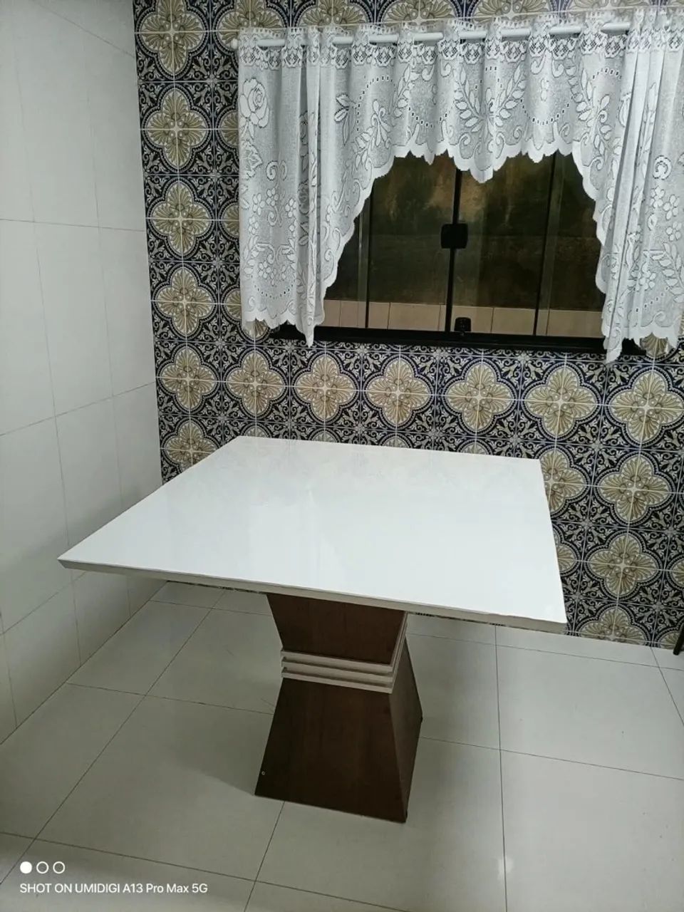 Mesa de jantar para 4 cadeiras  - Foto 2