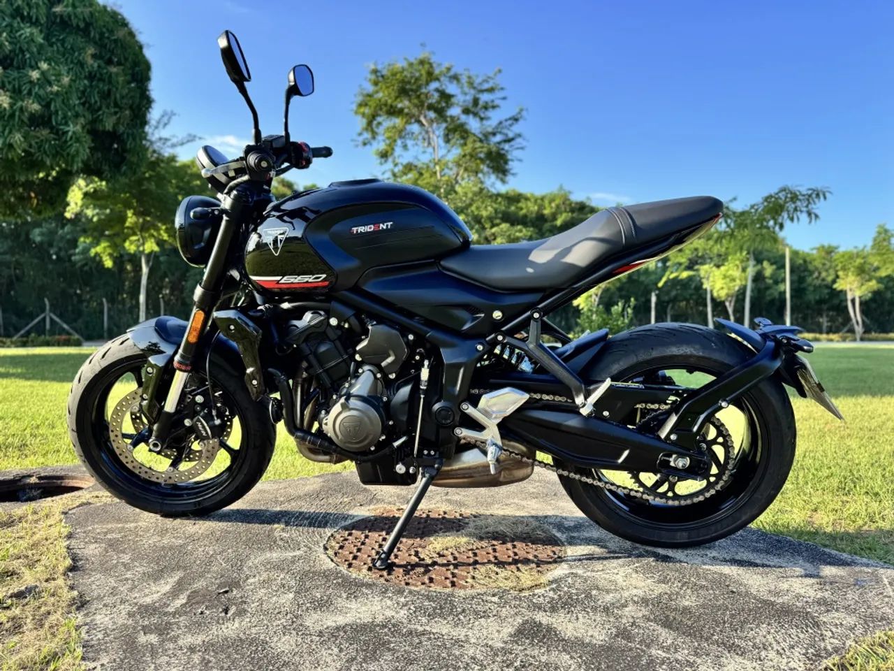 tdfブラック36 Triumph 1200 Rally Black Edition 2026 - 1496484318 | OLX