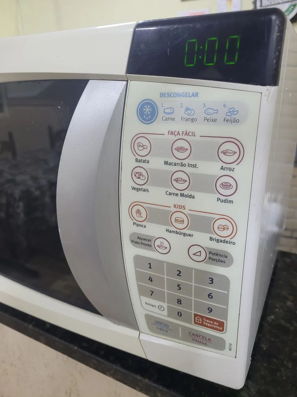 Microondas Eletrolux 18lt  - Foto 2