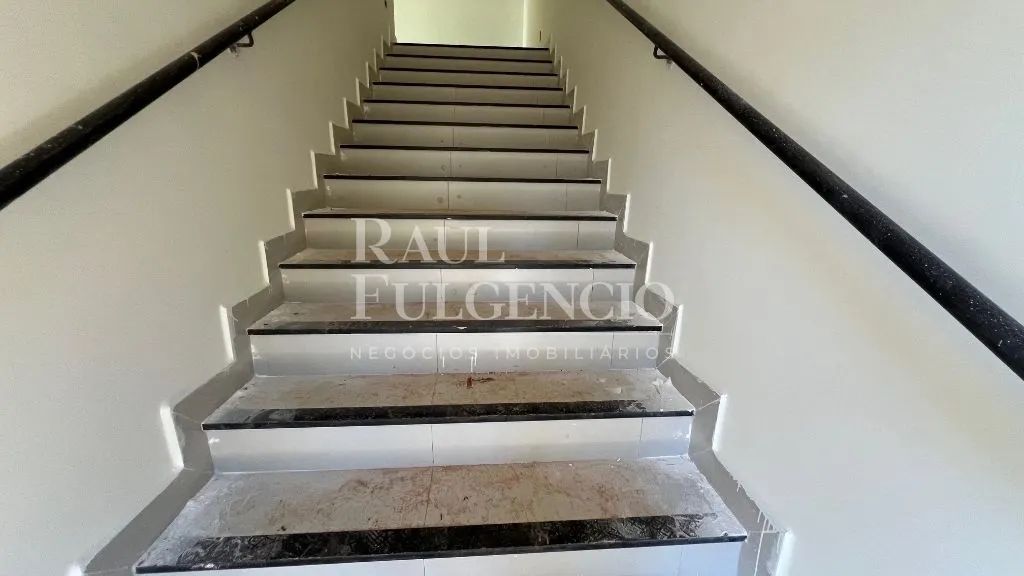 Sala para alugar próximo a Av. Arthur Thomas - Foto 2