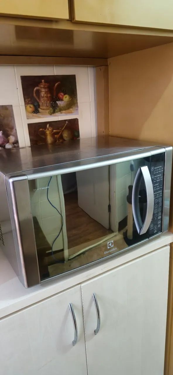 Micro-ondas Eletrolux 31l
