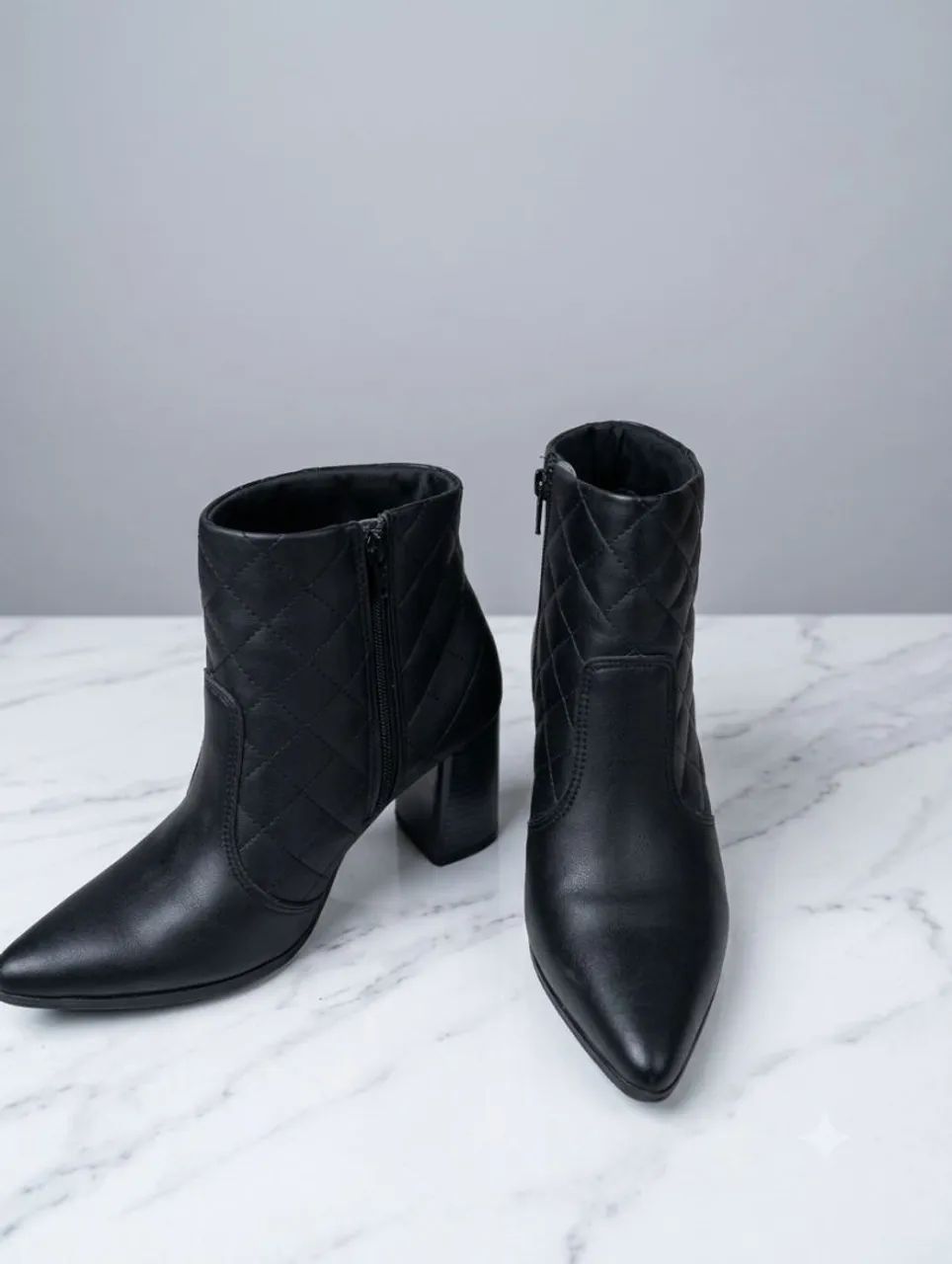 Bota Ramarim em couro tamanho 35