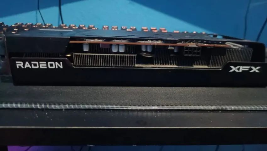 AMD RX 6600 XT - Foto 2