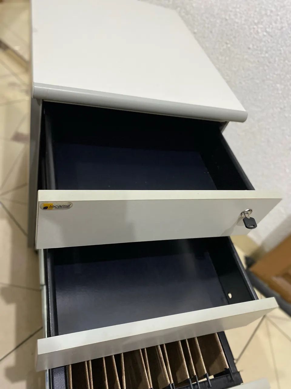 Gaveteiro para escritório com Chave, 3 gavetas e rodinhas - Foto 2