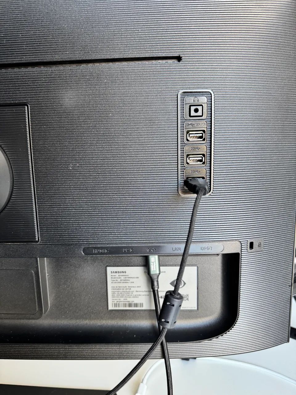 Monitor Samsung Viewinfinity S6 27 IPS USB C - Foto 3