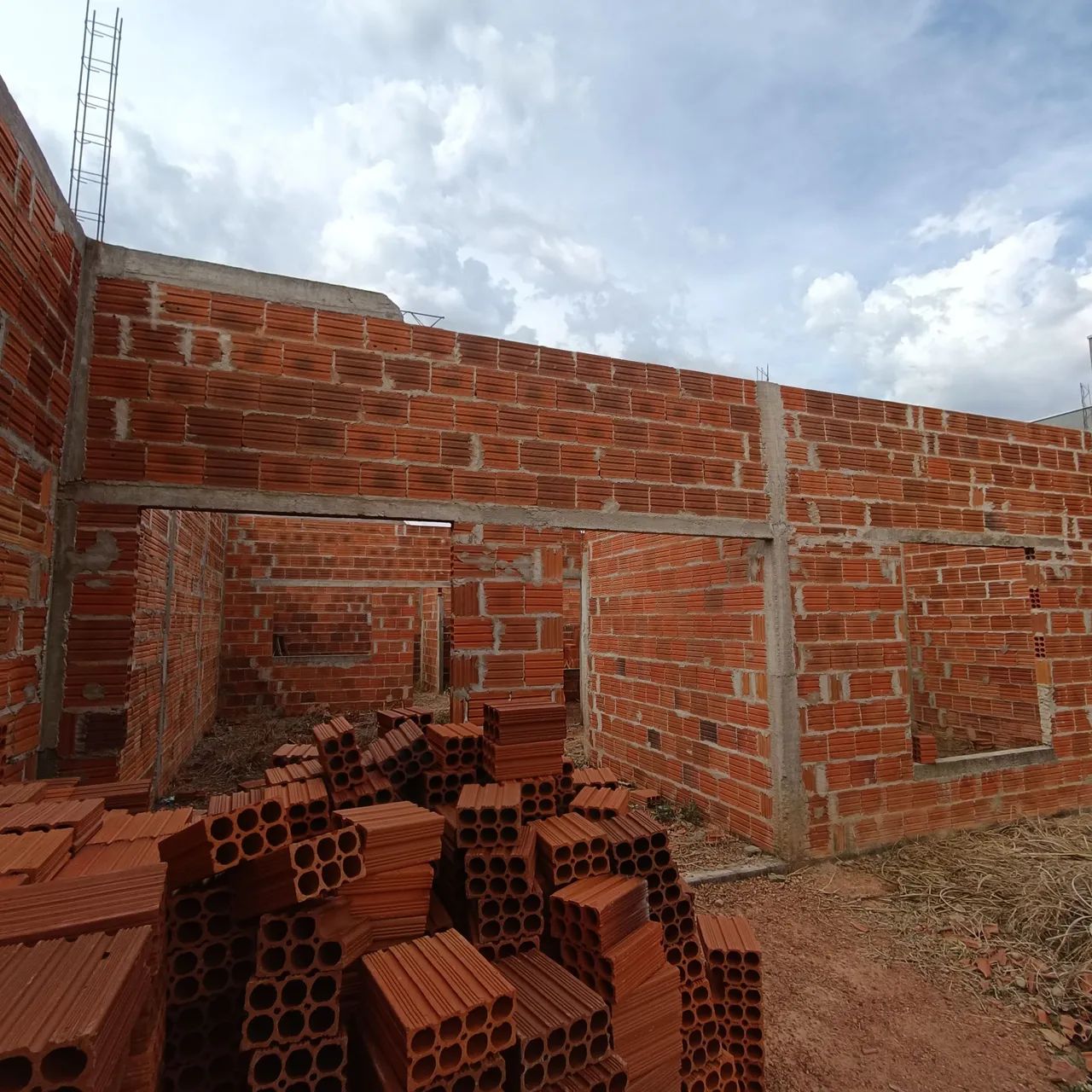 Vendo ou troco Casa em Construção  - Foto 2