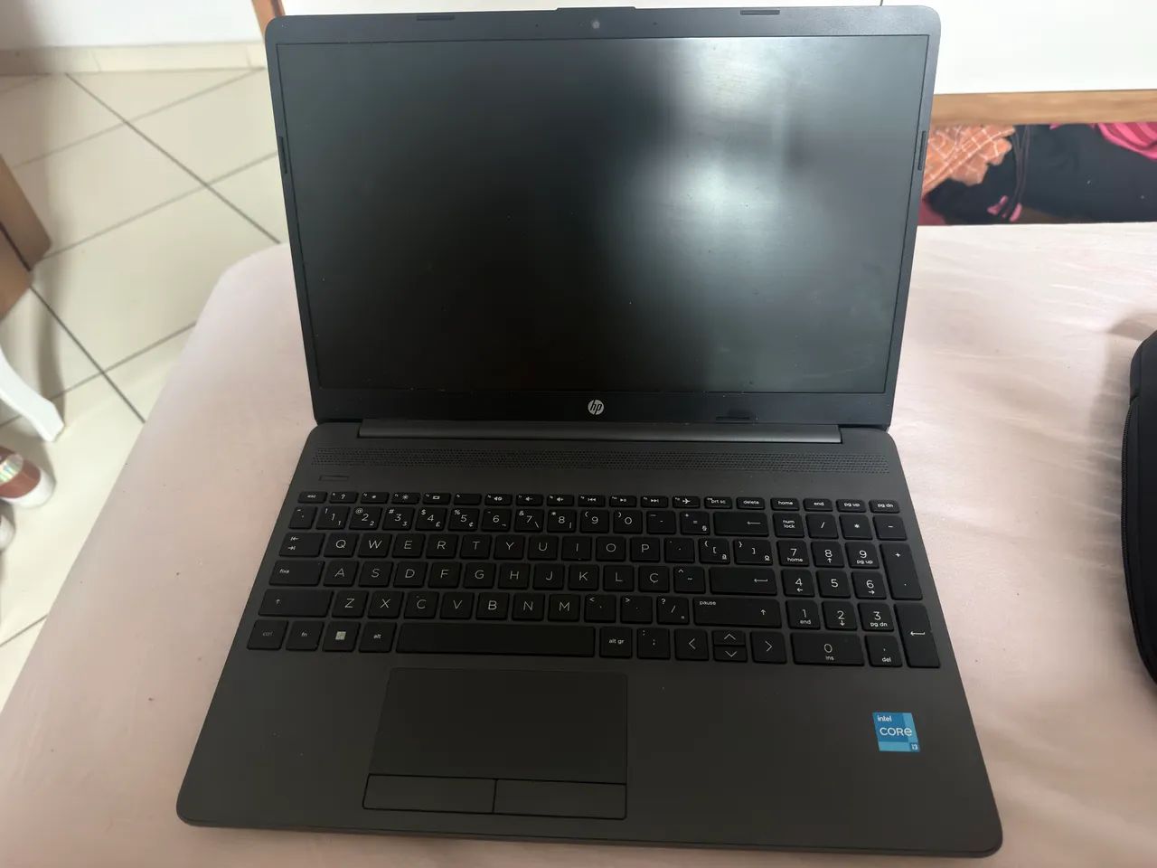 Vendo Notebook HP. 256g- g9