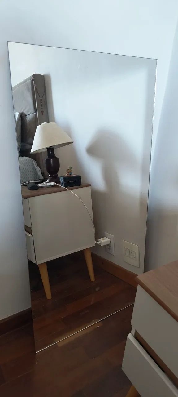Vendo espelho! 