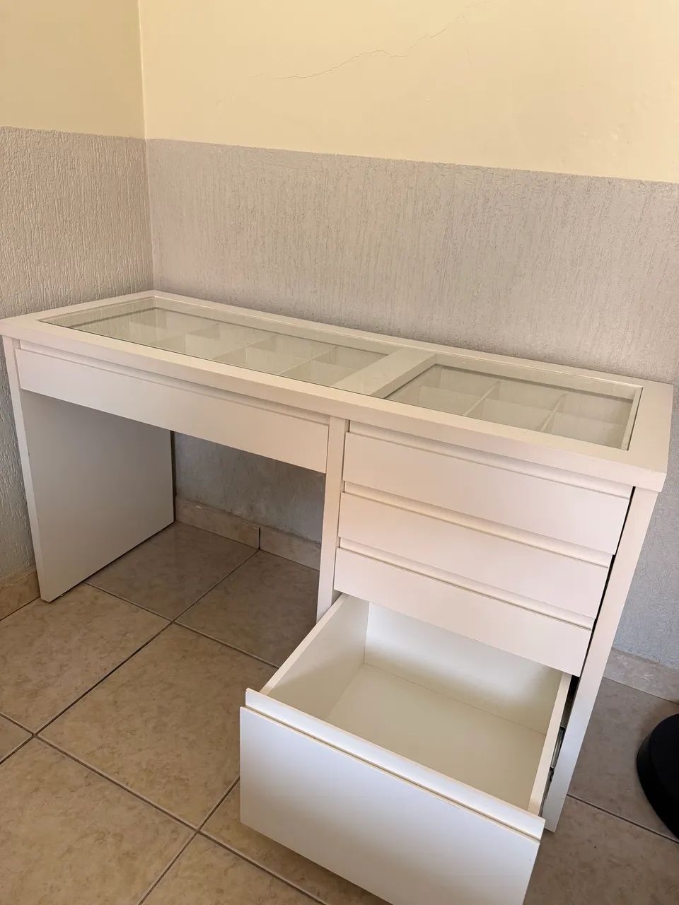 Penteadeira branca em MDF - Foto 2
